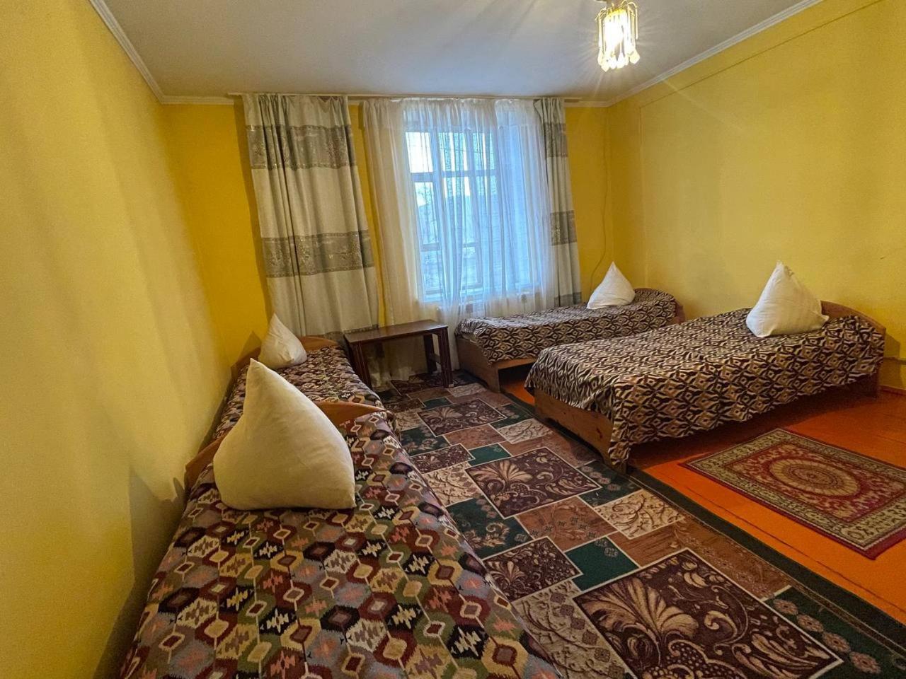 Otel Issyk-Kul Karakol Exterior photo
