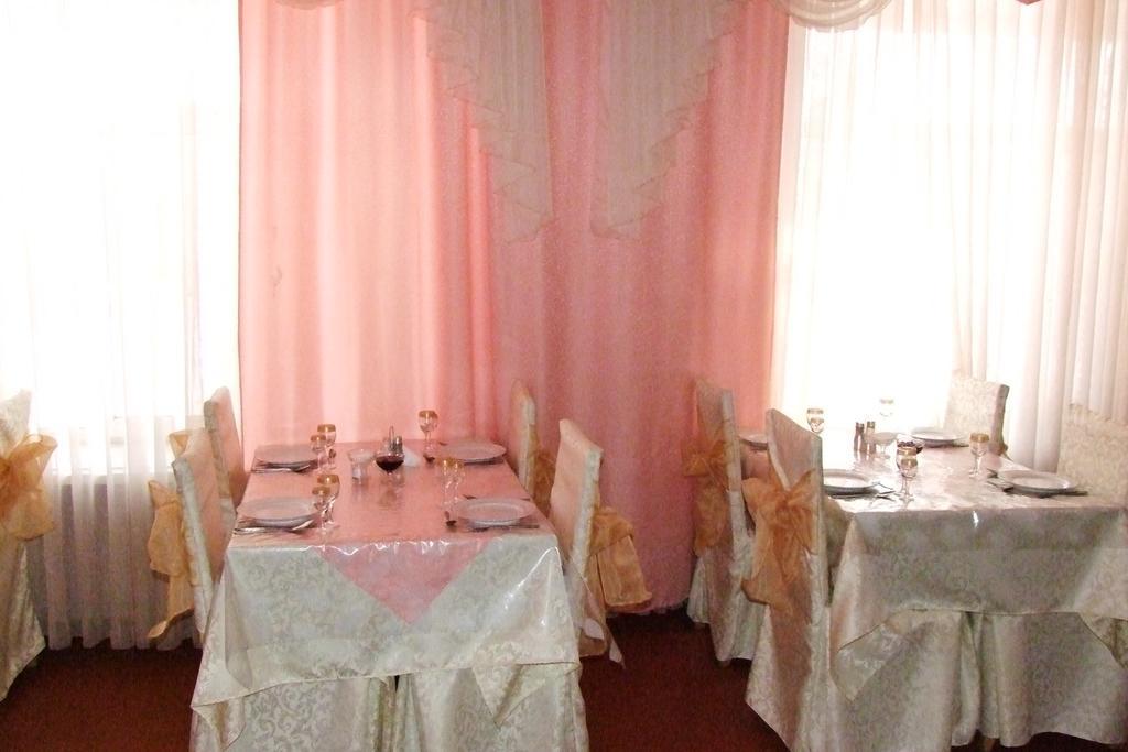 Otel Issyk-Kul Karakol Exterior photo