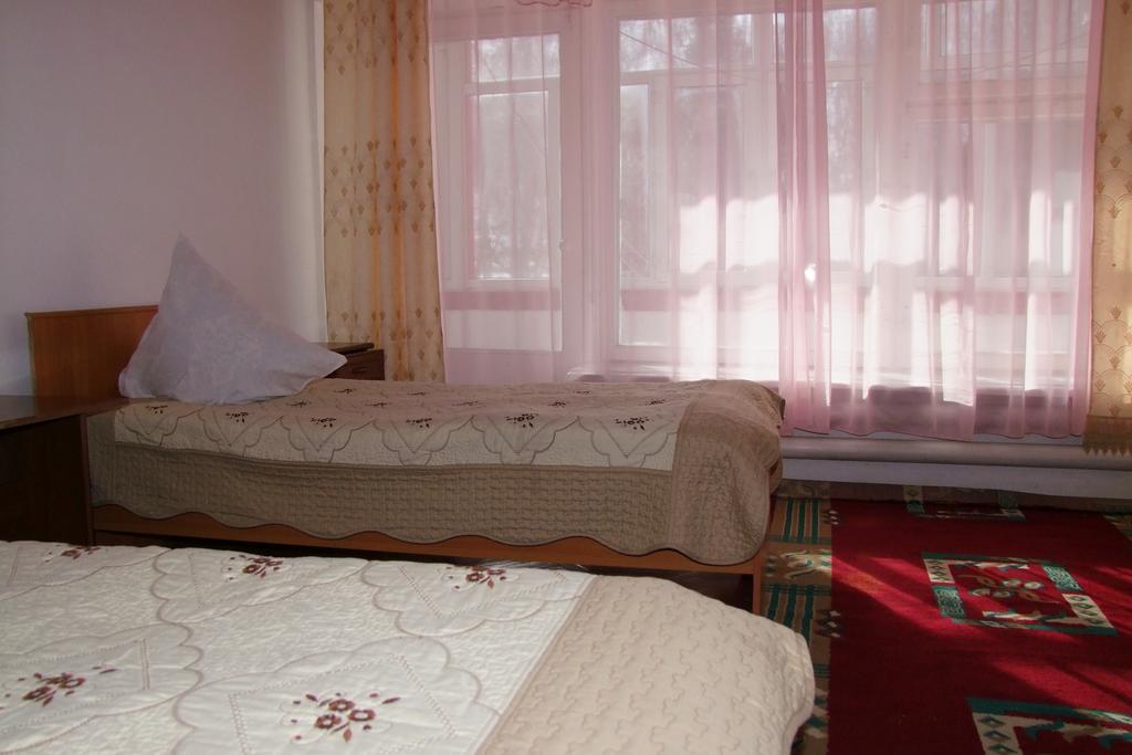 Otel Issyk-Kul Karakol Exterior photo