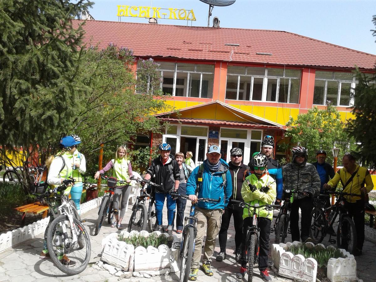 Otel Issyk-Kul Karakol Exterior photo